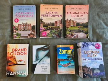 Boekenpakket: koffietrilogie + 4x diverse romans/thrillers beschikbaar voor biedingen