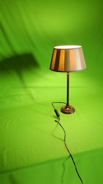 Striped Mid-Century Table Lamp | Vintage | Cream beschikbaar voor biedingen