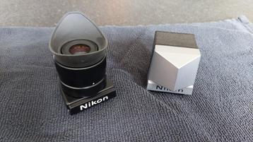 Nikon DA-1 en DW-2 prisma’s near mint (9+), mooi en clean beschikbaar voor biedingen