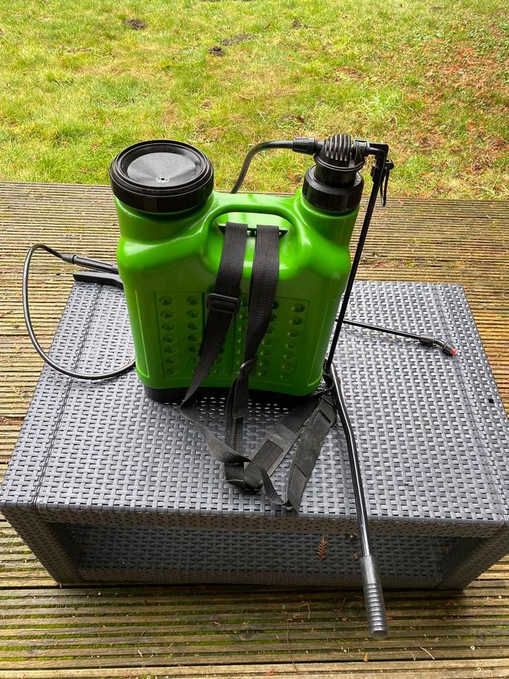 Onkruid spuit eurom rugspuit, Tuin en Terras, Bestrijdingsmiddelen, Gebruikt, Onkruidbestrijding, Ophalen