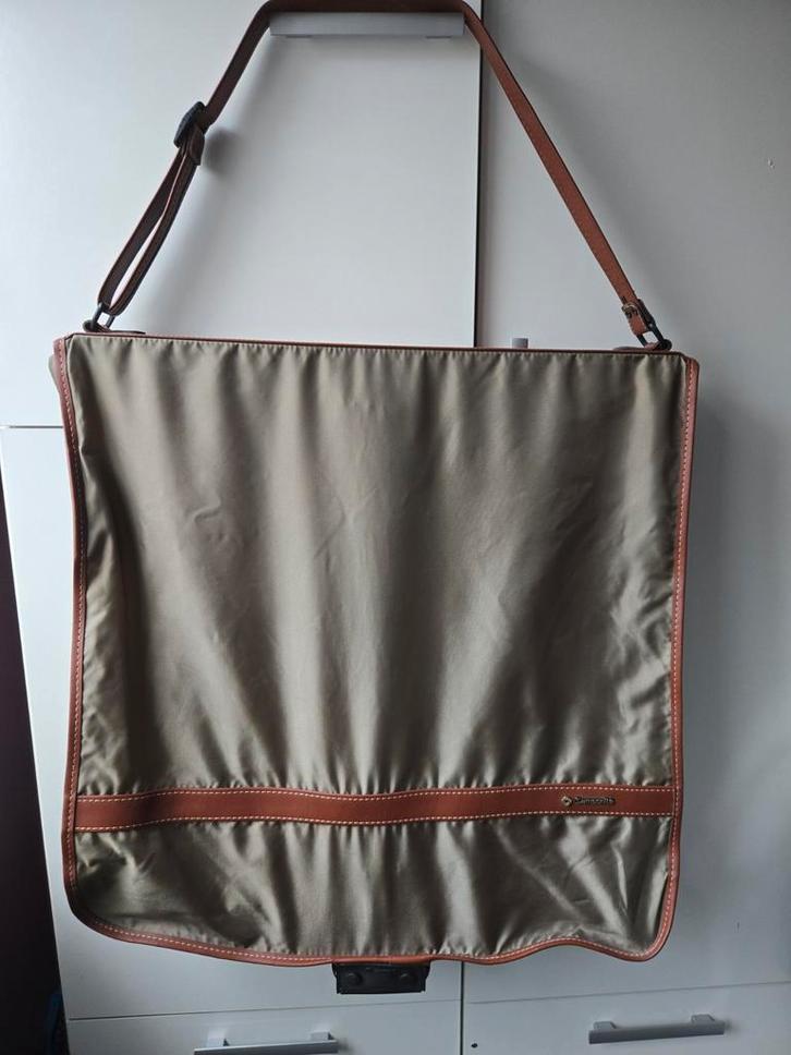 Samsonite Kostuumtas - Perfect voor Reizen!, Sieraden, Tassen en Uiterlijk, Tassen | Reistassen en Weekendtassen, Zo goed als nieuw