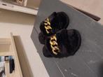 Geinige nieuwe zacht beklede slippers maat 40, Slippers, Zwart, Nieuw, Ophalen of Verzenden