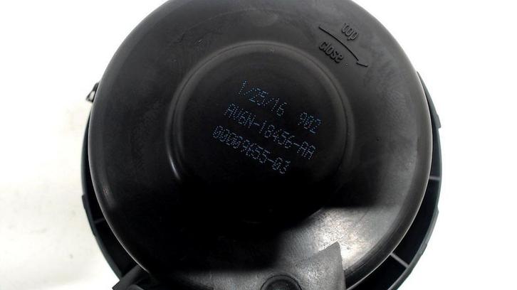 Kachel ventilator motor Volvo V40, Auto-onderdelen, Airco en Verwarming, Volvo, Gebruikt, Herkomst onderdeel bekend, 12 maanden garantie