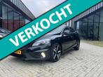 Volvo V40 1.5 R-Design Nordic Plus Clima Camera Cruise NL Au, Auto's, 4 cilinders, 700 kg, Leder en Stof, Origineel Nederlands