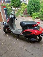 RM-50 Scooter | Slechts 11.056 km | Bouwjaar 2014 met helm, Gebruikt, Benzine, Ophalen, Overige merken