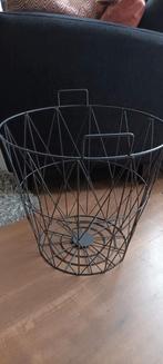 Grote metalen mand, Huis en Inrichting, Woonaccessoires | Schalen en Manden, Ophalen, Rond, Overige materialen
