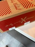 Andy Warhol x Kidrobot Collectibles, Verzamelen, Ophalen, Nieuw