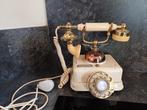 Vaste witte telefoon ter decoratie, Telecommunicatie, Vaste telefoons | Niet Draadloos, Ophalen of Verzenden, Zo goed als nieuw