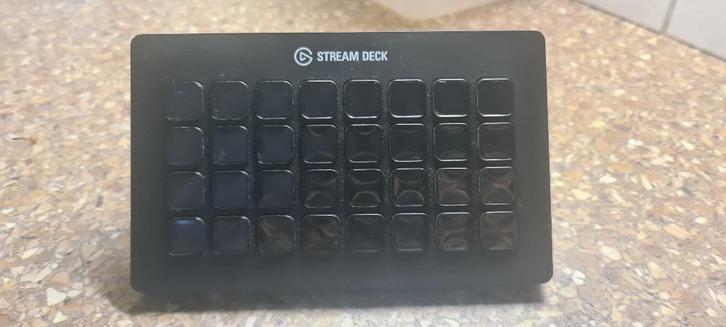 Streamdeck XL, Computers en Software, Toetsenborden, Zo goed als nieuw, Overige indelingen, Bedraad, Ophalen of Verzenden