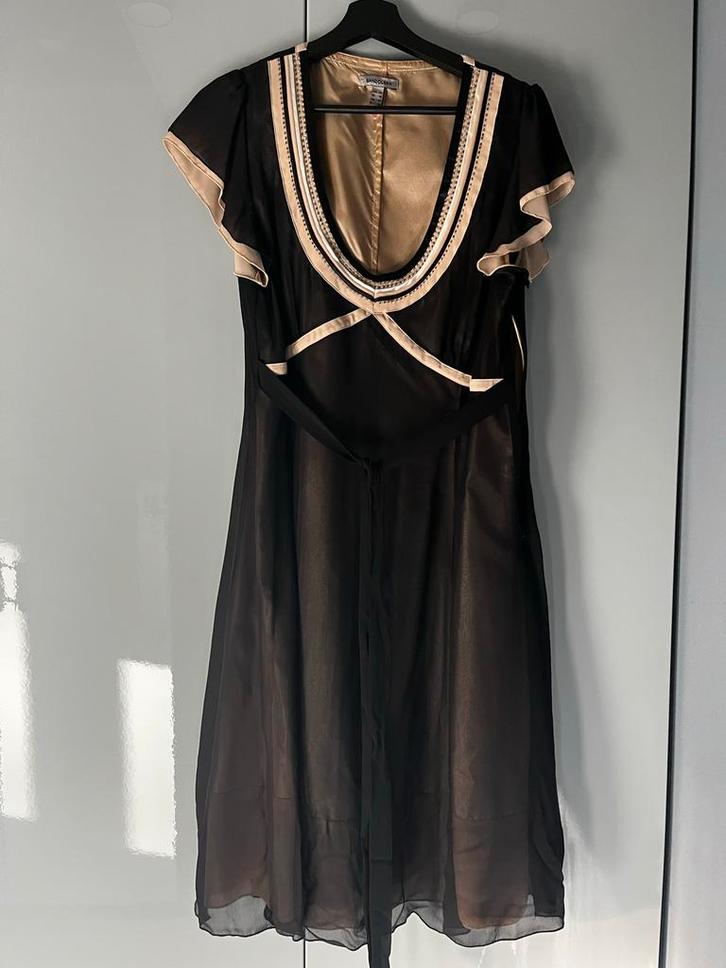 Cocktail jurkje Bandolera maat 42 - Zwart met goudkleur, Kleding | Dames, Gelegenheidskleding, Gedragen, Cocktailjurk, Maat 42/44 (L)