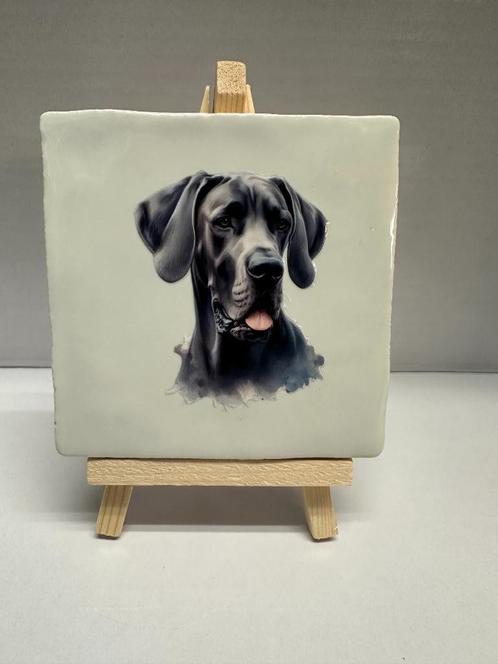 Tegeltje Duitse Dog 10x10cm - Inclusief standaard, Dieren en Toebehoren, Honden-accessoires, Nieuw, Ophalen of Verzenden