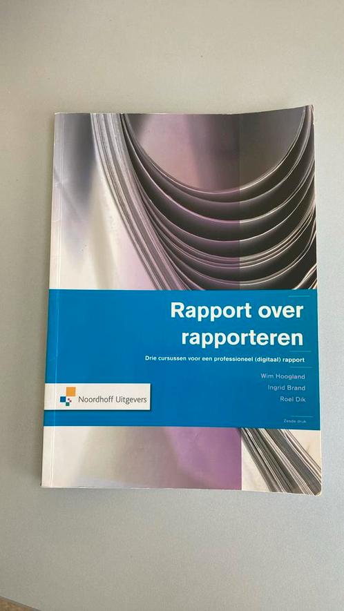 Wim Hoogland - Rapport over rapporteren kan voor €2,50 extra, Boeken, Wetenschap, Zo goed als nieuw, Ophalen of Verzenden