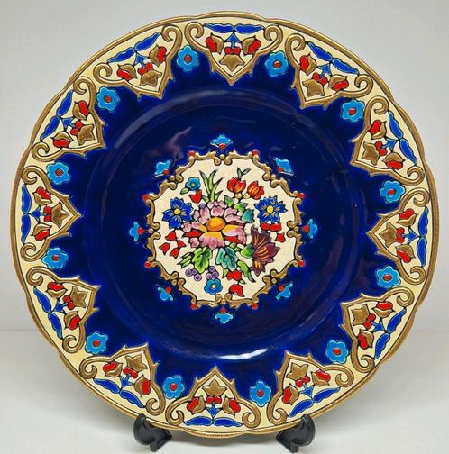 Emaux de Longwy sierbord Renaissance decor M.P. Chevallier., Antiek en Kunst, Antiek | Keramiek en Aardewerk, Ophalen of Verzenden