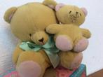 forever friends knuffelbeer met klein beertje op schoot, Verzamelen, Beren en Cherished Teddies, Stoffen beer, Ophalen of Verzenden