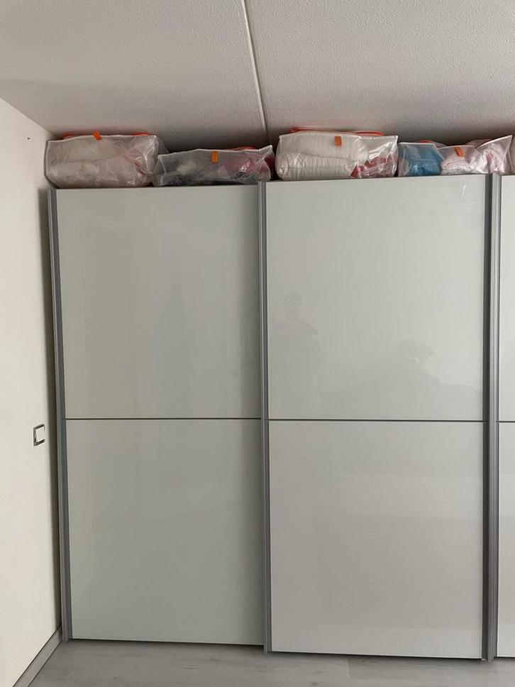 Ruime Kledingkast met Schuifdeuren, Huis en Inrichting, Kasten | Kledingkasten, Zo goed als nieuw, 200 cm of meer, 150 tot 200 cm