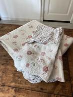 Brocante Franse plaid/quilt/sprei - roze gebloemd 2 zijdig, Antiek en Kunst, Antiek | Kleden en Textiel, Ophalen of Verzenden
