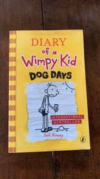 Diary of a wimpy kid - dog days, Ophalen of Verzenden, Gelezen, Jeff Kinney, Cartoons