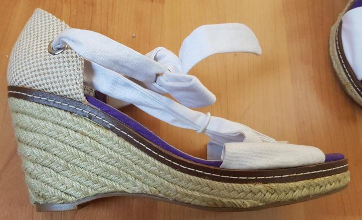 Björn Borg sleehak met peeptoe - maat 39 - IZGST, Kleding | Dames, Schoenen, Zo goed als nieuw, Schoenen met hoge hakken, Wit