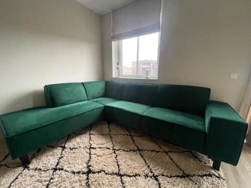 Hoekbank nieuwstaat 271B 216D 83H, Huis en Inrichting, Banken | Bankstellen, Zo goed als nieuw, Vierpersoons of meer, 250 tot 300 cm