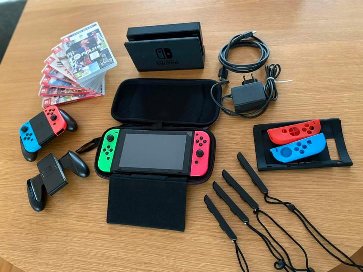 Nintendo Switch + 7 games + Accessoires – Compleet pakket!, Spelcomputers en Games, Spelcomputers | Nintendo Switch, Zo goed als nieuw