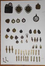 Steampunk embellishments sleutels, klokjes, tandwielenl, Ophalen of Verzenden, Nieuw, Overige merken