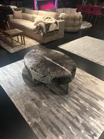 Stijlvolle ovale poef met dierenprint, Ophalen, Minder dan 50 cm, Zo goed als nieuw, Metaal