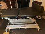 Massage tafel van het merk manumed, Sport en Fitness, Massageproducten, Ophalen of Verzenden, Zo goed als nieuw, Massagetafel
