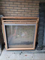 Velux Dakraam 2005 - 114x118cm, Doe-het-zelf en Verbouw, Glas en Ramen, Ophalen