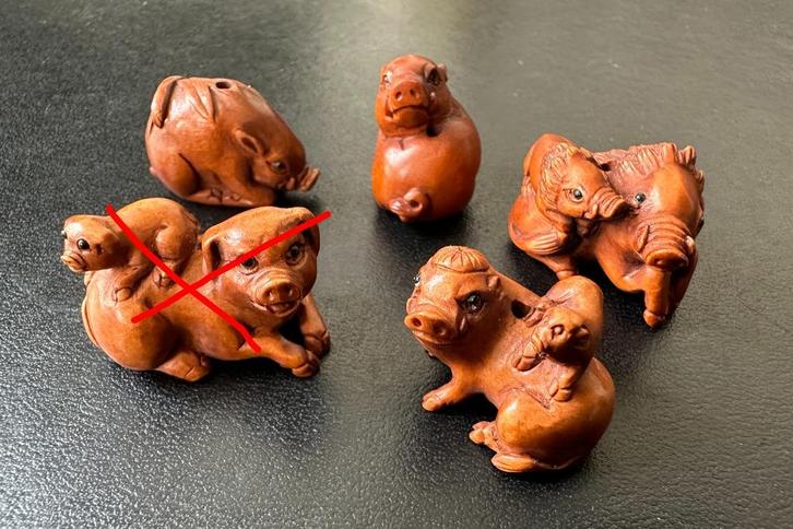 Ojimes in buxushout van varkentjes, Antiek en Kunst, Kunst | Niet-Westerse kunst, Ophalen of Verzenden