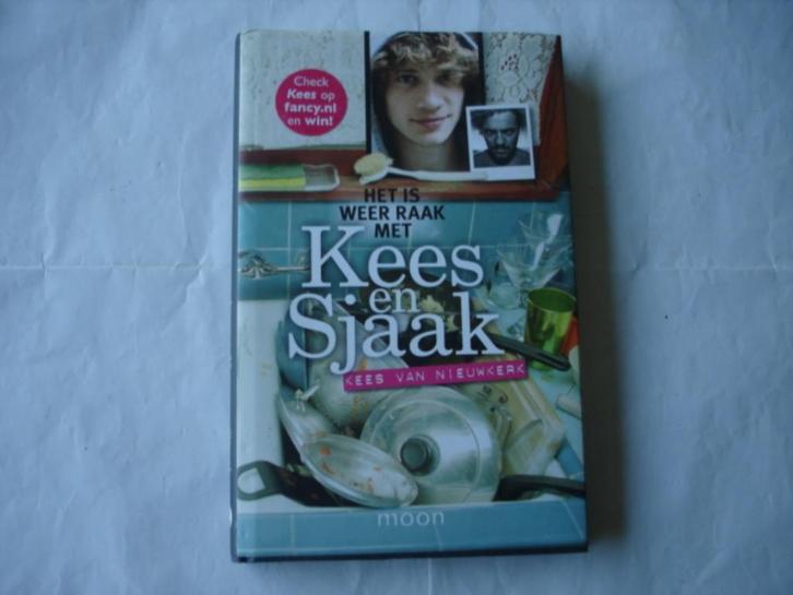 NN(596) het is weer raak met kees en sjaak ; tekst kees van, Boeken, Kinderboeken | Jeugd | onder 10 jaar, Zo goed als nieuw, Fictie algemeen