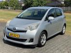 Toyota VERSO-S 1.3 VVT-i Aspiration Automaat/ Airco/ Camera/, Auto's, Gebruikt, Verso-S, 1329 cc, Bedrijf