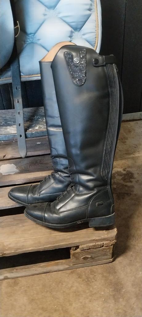 Qhp paardrijlaarzen, Dieren en Toebehoren, Paardrijkleding, Zo goed als nieuw, Dames, Schoeisel, Dressuur, Ophalen of Verzenden