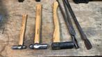 Drie smidshamers en twee tangen, Doe-het-zelf en Verbouw, Gereedschap | Handgereedschap, Ophalen, Zo goed als nieuw