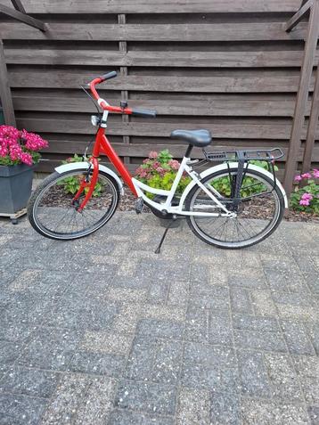 Kinder (dames) fiets beschikbaar voor biedingen