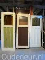 nr. 779 oude deuren met ruitje, Niet ingevuld, Niet ingevuld, Niet ingevuld
