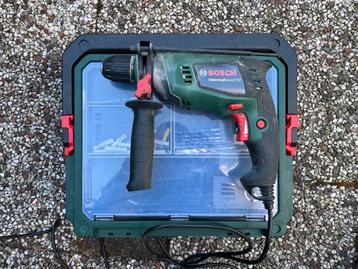 Bosch Universal Impact 700 Klopboormachine beschikbaar voor biedingen