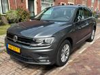 VolkswagenTiguan1.4 Tsi Comfortline Business 92KW 2017 Grijs, Auto's, Volkswagen, Voorwielaandrijving, 125 pk, 74 €/maand, 4 cilinders