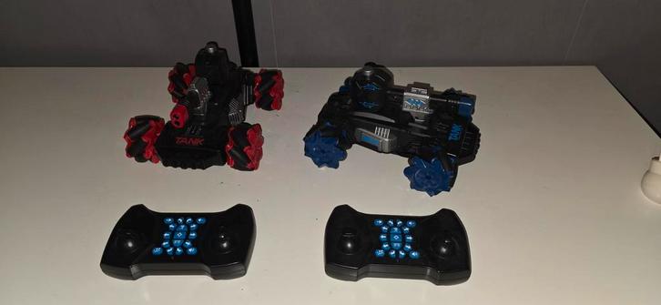 Gear2Play RC pro battle tank set, Kinderen en Baby's, Speelgoed | Speelgoedvoertuigen, Zo goed als nieuw, Afstandsbediening, Ophalen of Verzenden