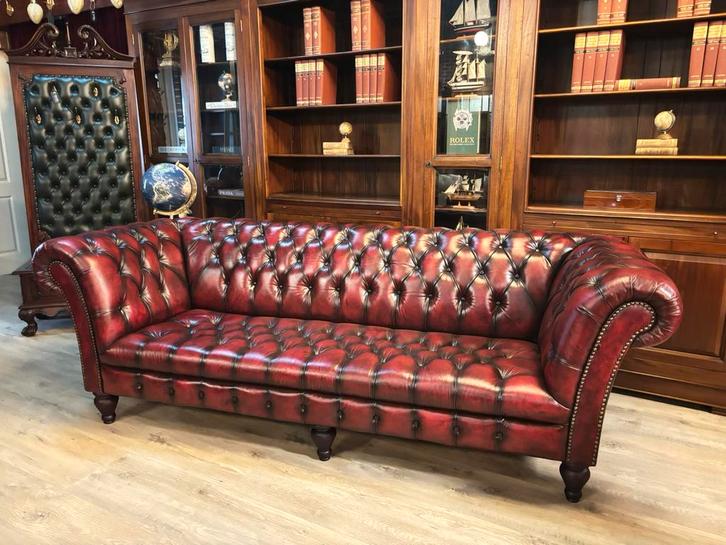 Chesterfield button seat oxblood xl, Huis en Inrichting, Banken | Bankstellen, Zo goed als nieuw, Rechte bank, 75 tot 100 cm, Leer