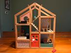 Poppenhuis met veel accessoires, Ophalen, Gebruikt, Poppenhuis