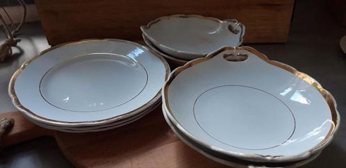 Petrus Regout & co Maastricht servies: 3 bordjes, 4 schalen, Antiek en Kunst, Antiek | Servies los, Ophalen of Verzenden