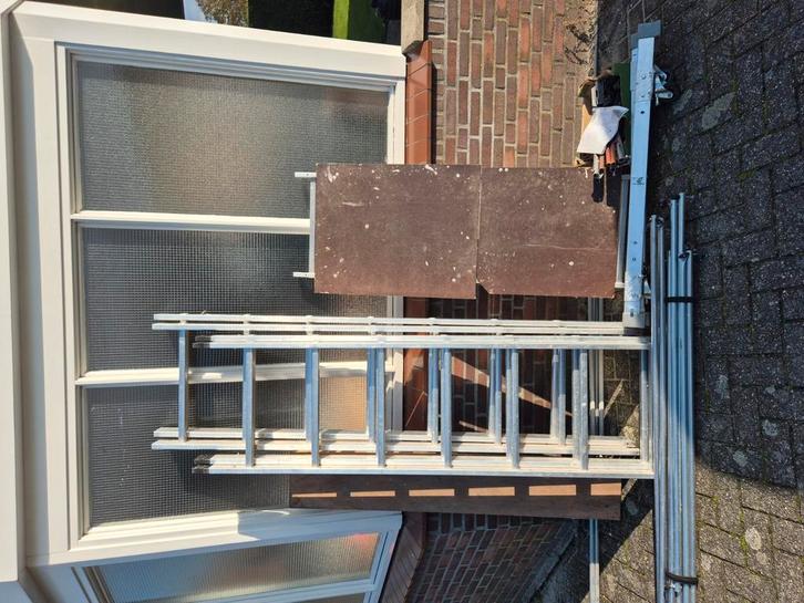 Rolsteiger kamersteiger 5meter werkhoogte, Doe-het-zelf en Verbouw, Steigers, Zo goed als nieuw, Rolsteiger of Kamersteiger, 5 meter of hoger