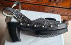 Zgn, maat 39, zwart-zilver-goudkleurig. Merk Jan Jansen, Zwart, Ophalen of Verzenden, Zo goed als nieuw, Schoenen met hoge hakken