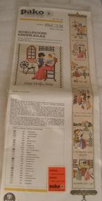 Vintage Pako borduurpakket schellekoord kinderliedjes, Nieuw, Handborduren, Ophalen of Verzenden, Borduurpakket