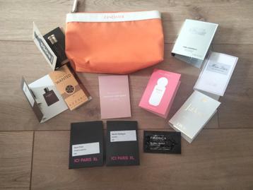 Lancaster make-up tasje met proefjes parfum  beschikbaar voor biedingen
