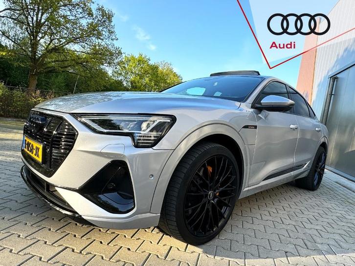 Audi e-tron Sportback/S Line/NL/Black /360/22inch/Trekhaak, Auto's, Audi, Particulier, e-tron, 360° camera, 4x4, ABS, Achteruitrijcamera
