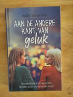 Aan de andere kant van het geluk, Ophalen of Verzenden, Zo goed als nieuw, Nadine Swagerman
