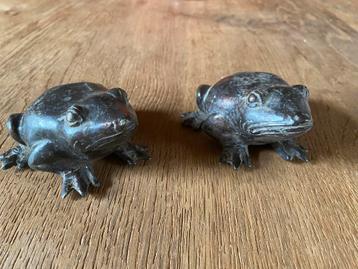 Metalen Kikker Beeldjes - Set van 2 beschikbaar voor biedingen