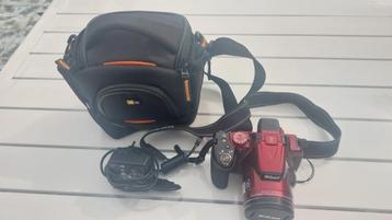 Nikon COOLPIX P520 digitale camera met 42x zoomlens en Full  beschikbaar voor biedingen