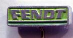 Fendt groen op zilverkleurig tractor speldje ( D_135 ), Verzamelen, Speldjes, Pins en Buttons, Verzenden, Zo goed als nieuw, Transport